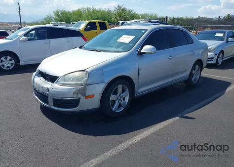2008 Volkswagen Jetta Se/Sel z USA, uszkodzony, nr VIN 3VWRZ71K18M191083